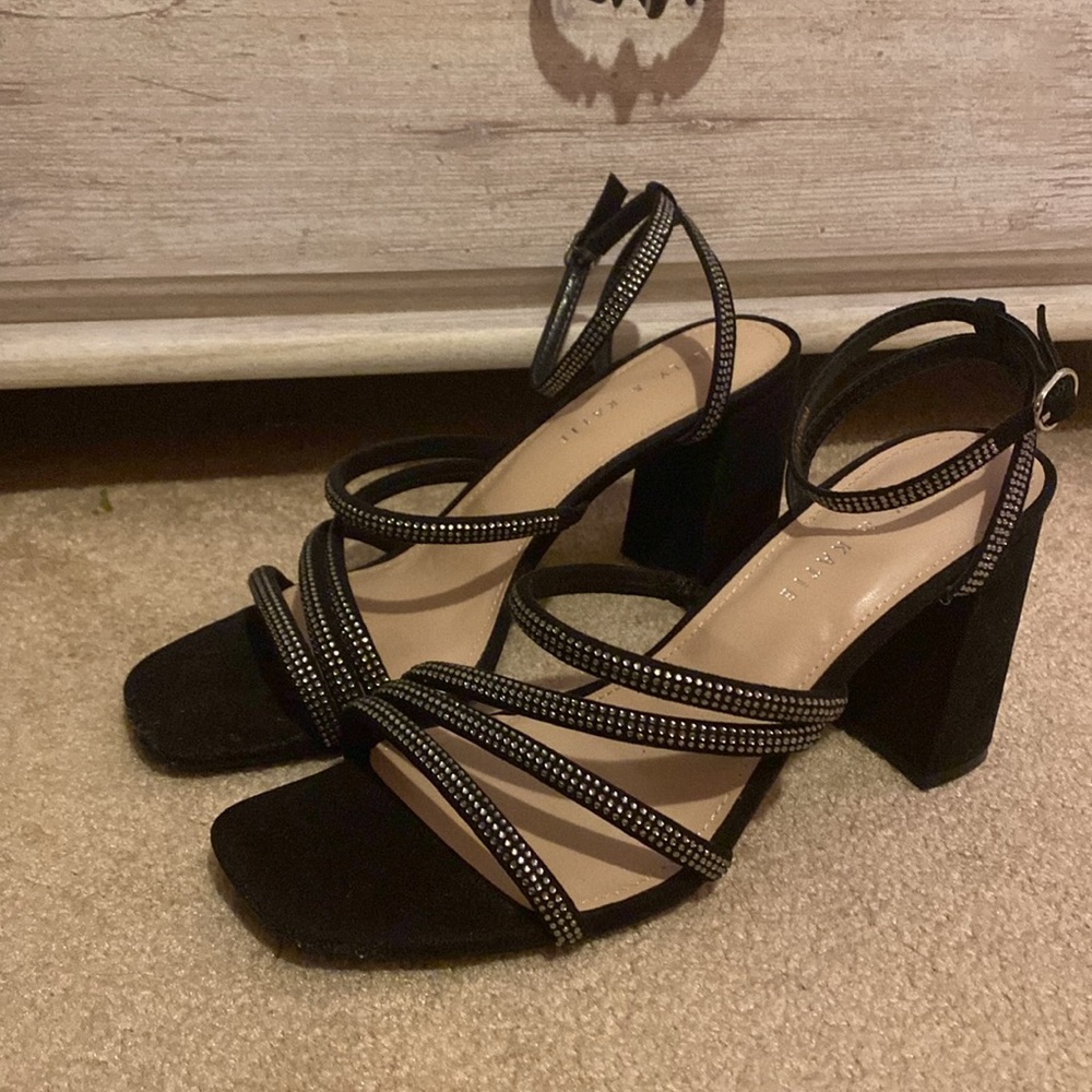Kelly & Katie Black Rhinestone Heel - Picture 5 of 9